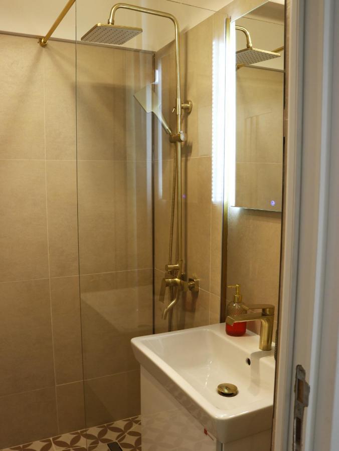 Mina City Center Apartment Amzei Bucarest Extérieur photo